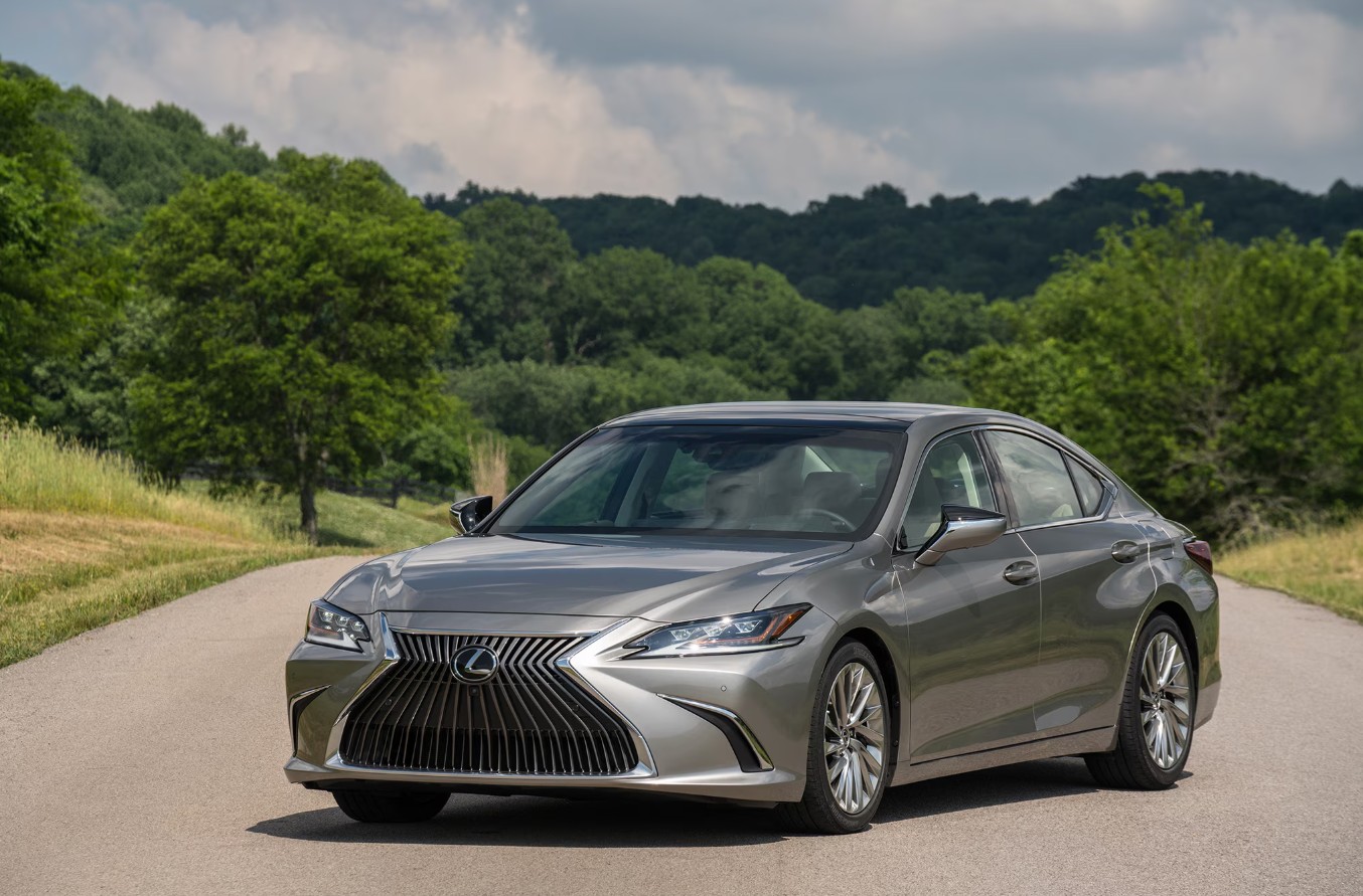 2026 Lexus ES 350 Review