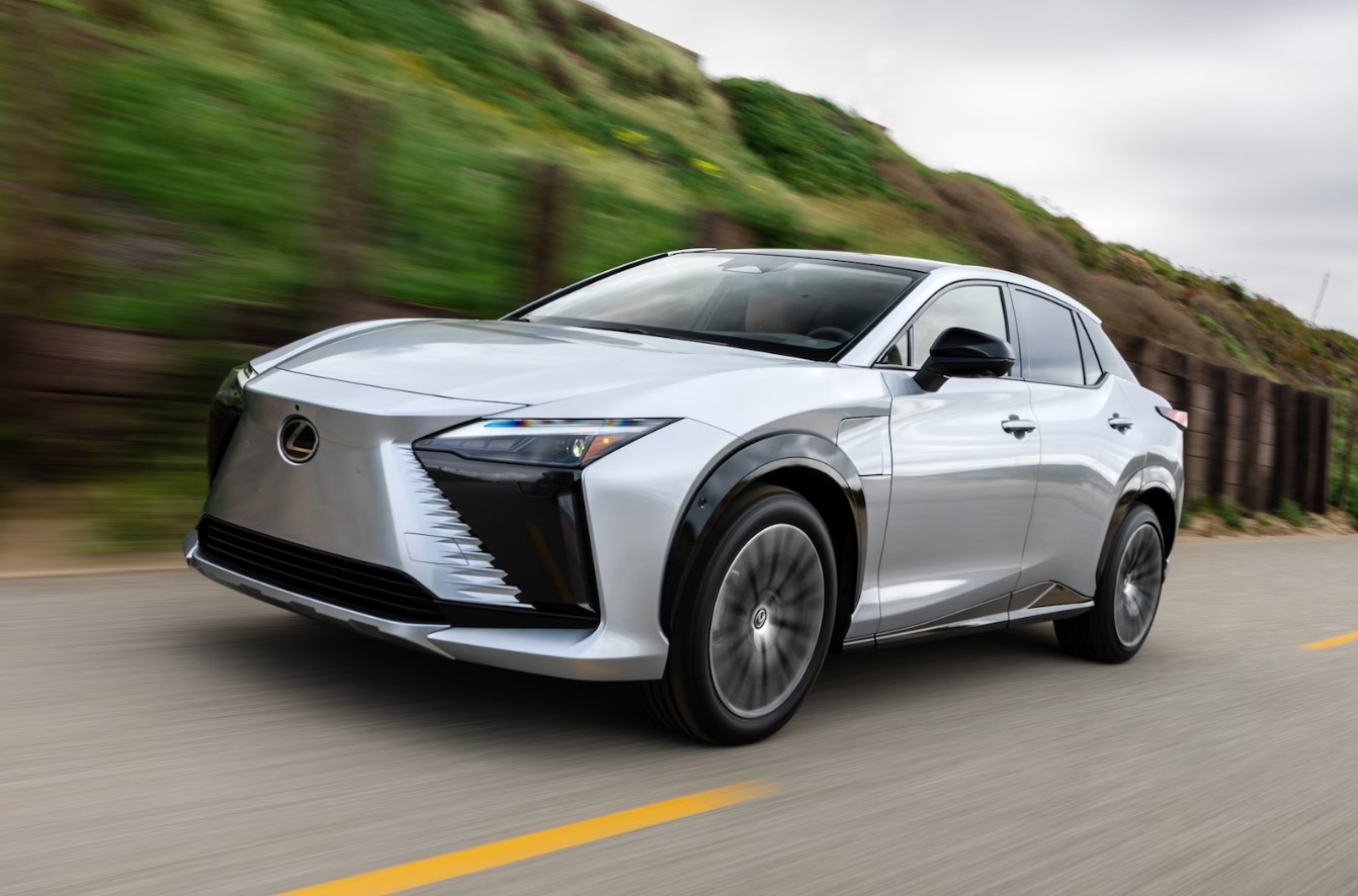 2027 Lexus RZ450e Review
