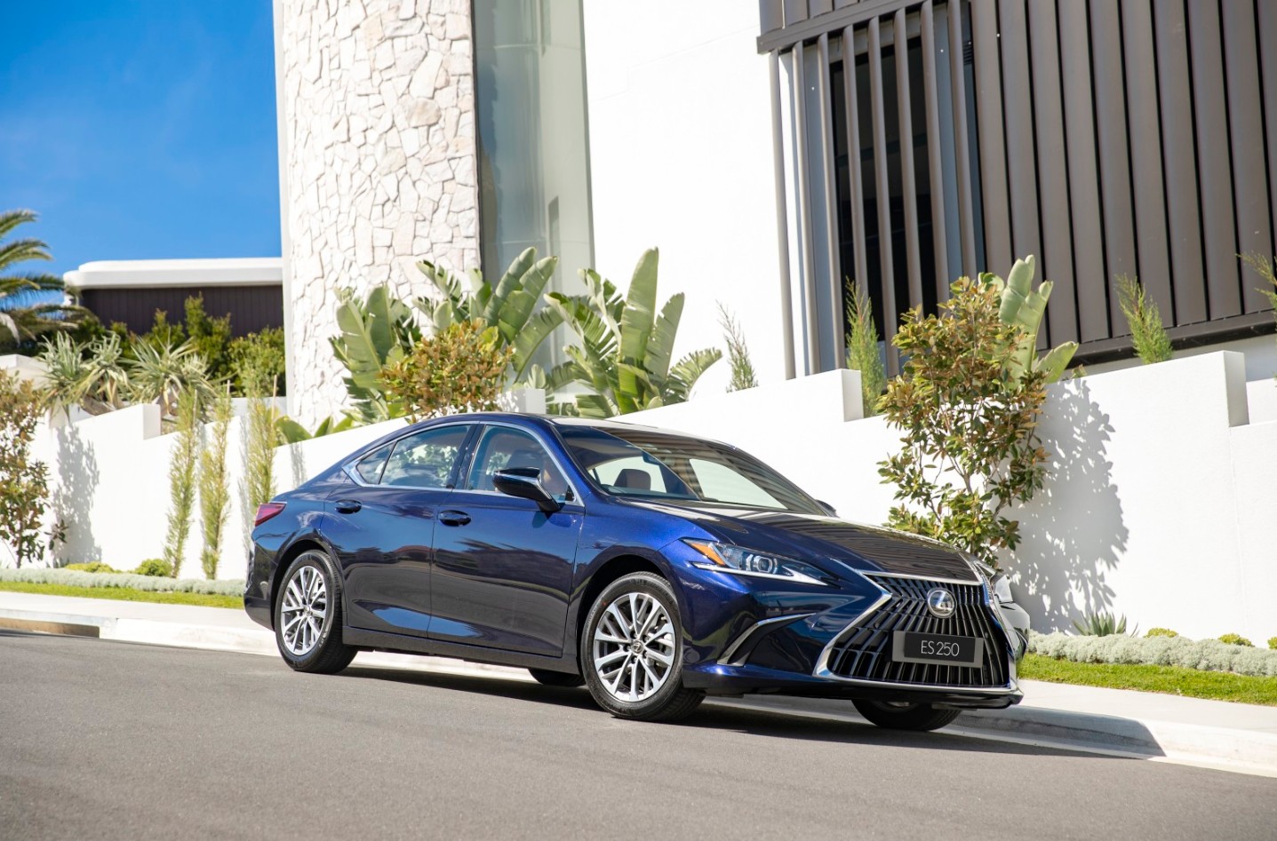 2027 New Lexus ES Redesign