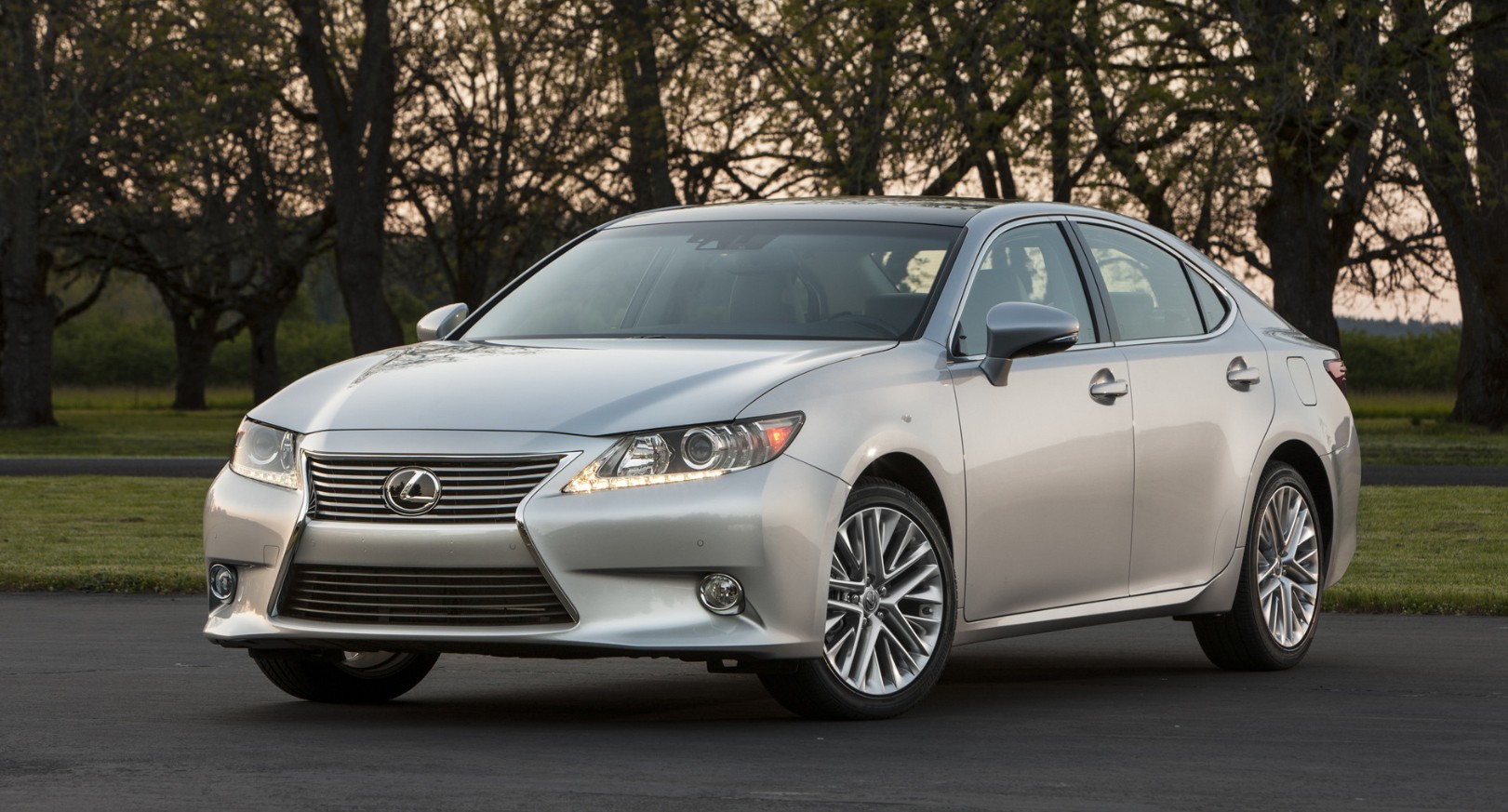 2027 Lexus ES 350 Review