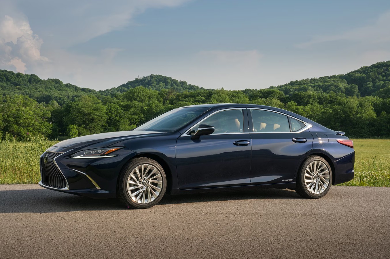 2027 Lexus ES Price