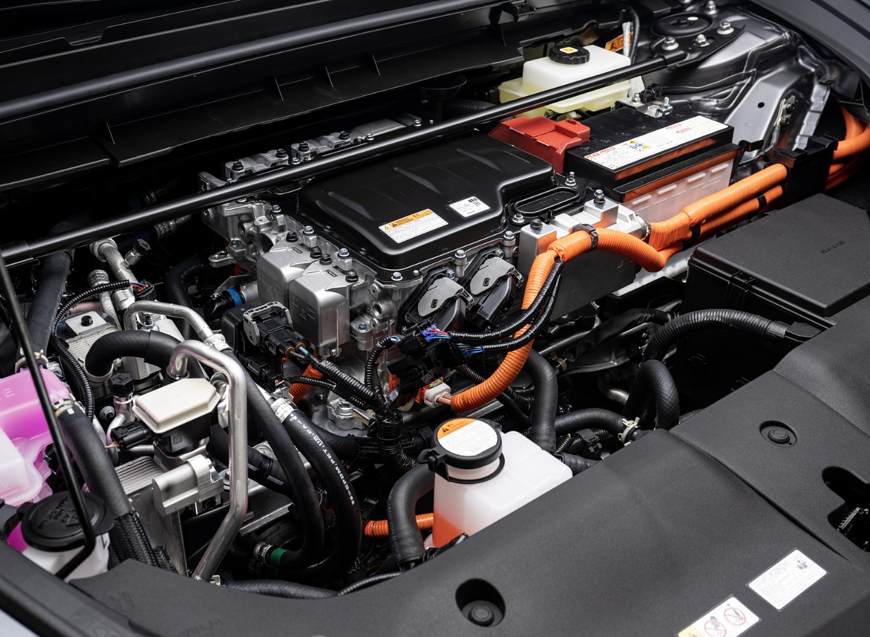 2028 Lexus RZ 450e Engine